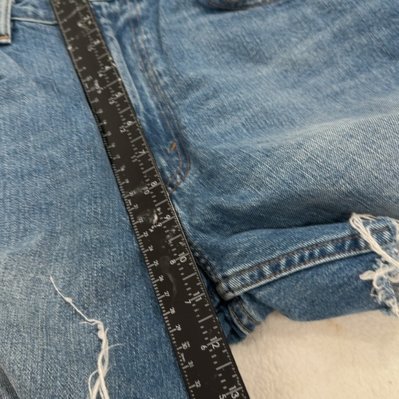 Levis Cut Off Shorts 31 Blue 517 shorts Light Wash Raw Hem - Picture 9 of 9